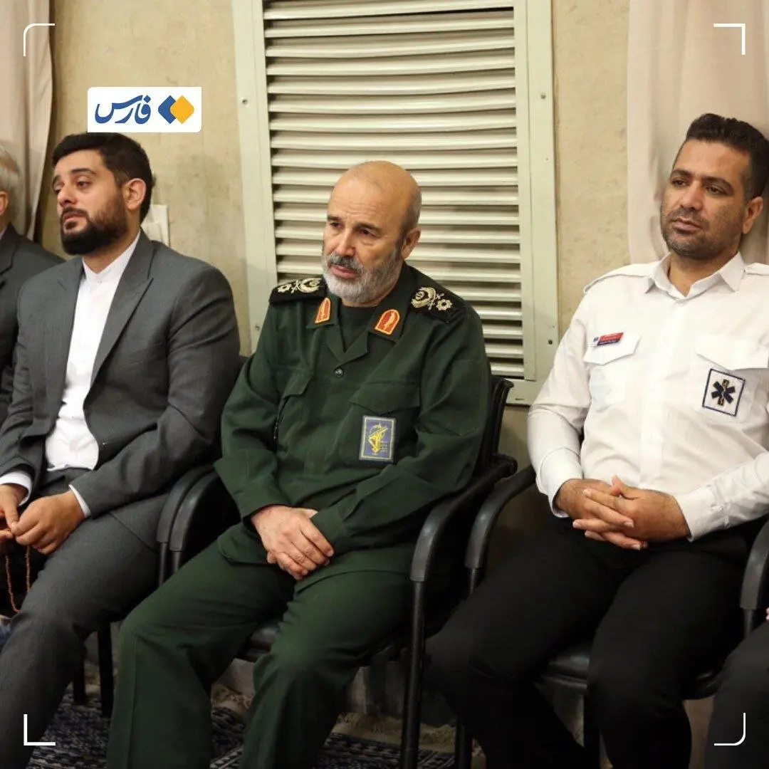 این عکس در بیت رهبری ادعای اسرائیل  را رد می کند+عکس