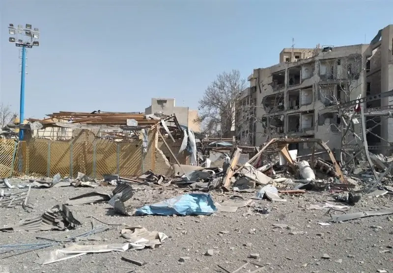 1404122615214863536060004