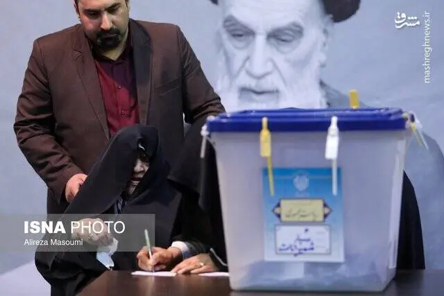 مشارکت عفت مرعشی و فاطمه هاشمی در انتخابات +عکس