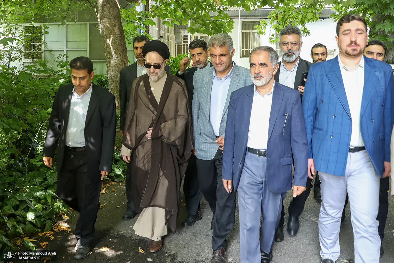 تصاویر جدید از محمد خاتمی قبل از رأی دادن در انتخابات