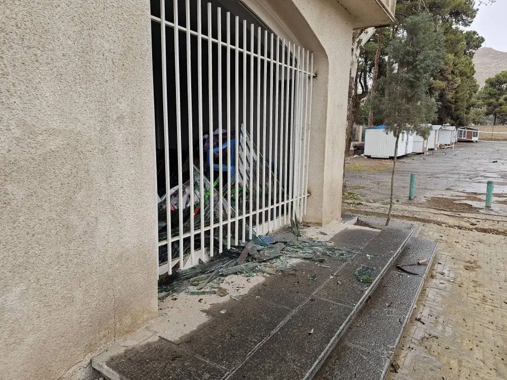 9824cac1-9934-4130-81a8-67be4a3ac7e7