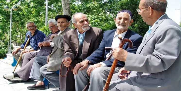  عیدی بازنشستگان کشوری با حقوق بهمن‌ماه واریز می‌شود