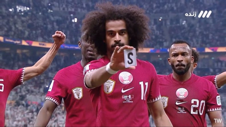 خوشحالی اکرم عفیف با شعبده بازی خاص در فینال جام ملتها
