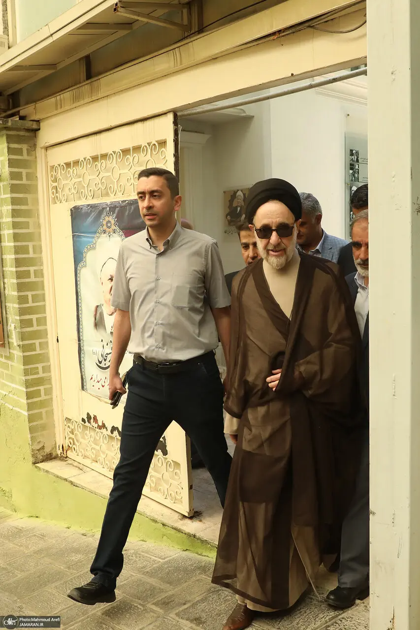 تصاویر جدید از محمد خاتمی قبل از رأی دادن در انتخابات
