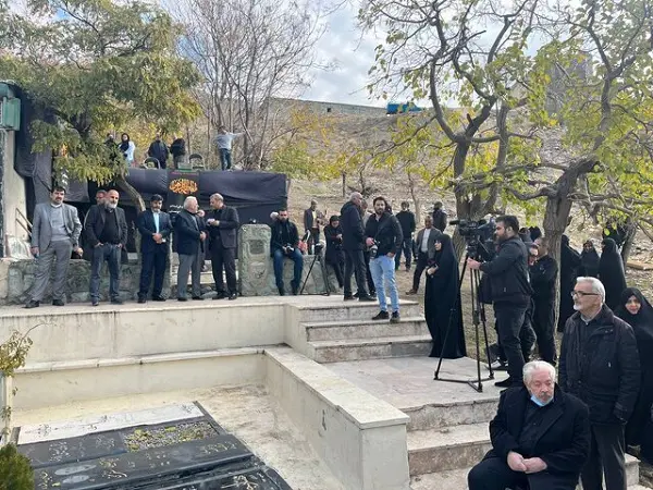 مراسم تشییع پروانه معصومی در تهران