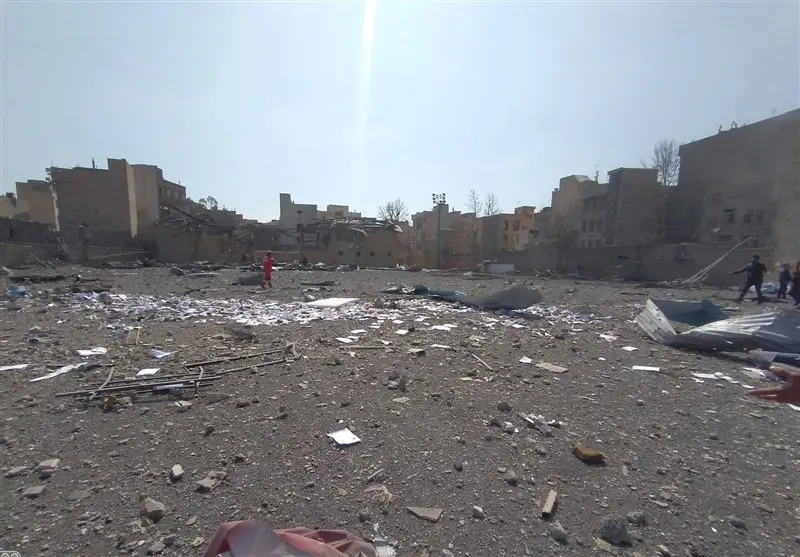 1404122615210285236059984