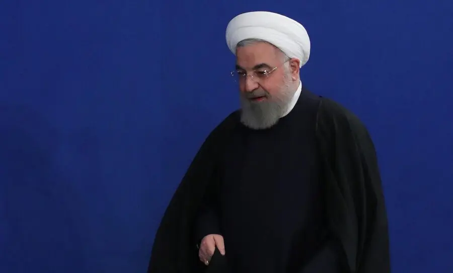 روایت حسن روحانی از نقش فوق العاده رهبرانقلاب در مانع درگیر شدن ایران در جنگ 