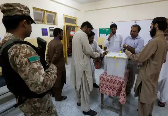 تیراندازی در پاکستان بر سر شمارش آرای انتخابات