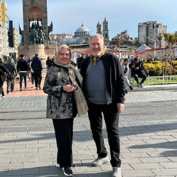 استایل زوج مشهور ایرانی در ترکیه