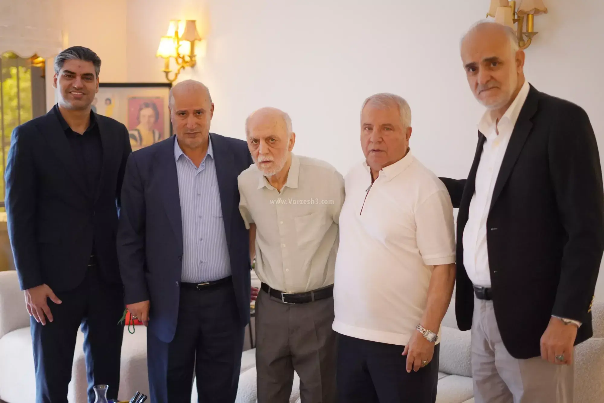 edeeb9d0-01ec-4079-bdcc-83d5ee28cdef