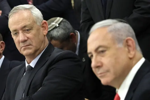 نتانیاهو به سفارت اسرائیل در لندن هم دستور داد تا با سفر آتی گانتس همکاری نکند
