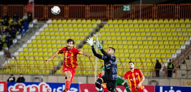 شمس‌آذر و فولاد