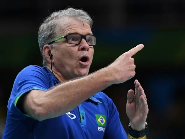سرمربی و ستاره والیبال برزیل