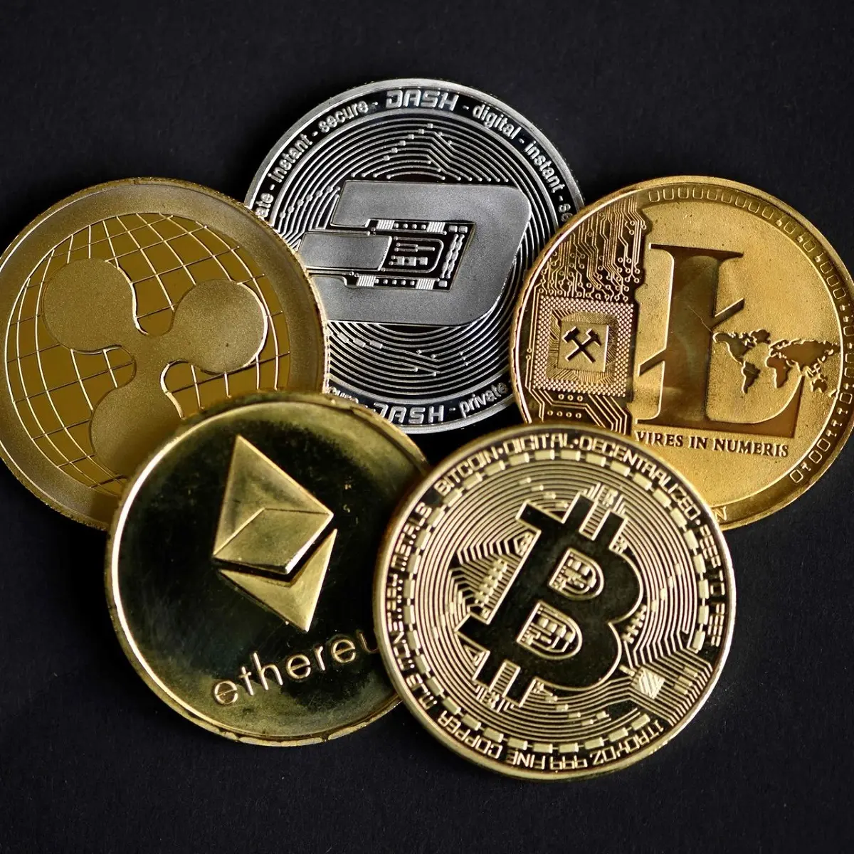 قیمت بیت کوین و ارز‌های دیجیتال امروز شنبه ۲۶ اسفند ۱۴۰۲ + جدول
