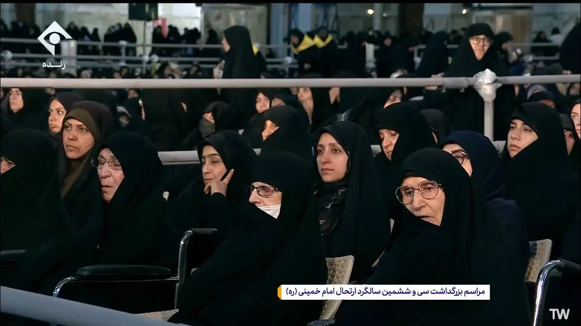 ۳ دختر امام خمینی(ره) در کنار هم +عکس