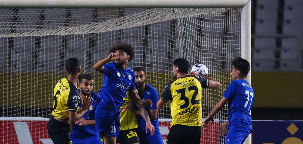 سپاهان و استقلال