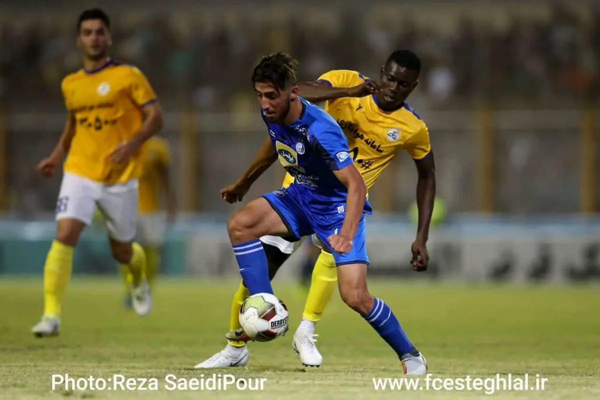 استقلال مثل پرسپولیس، 1-3-2-4 در بایگانی