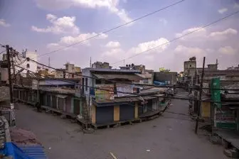 بازگشایی مغازه های کوچک در هند