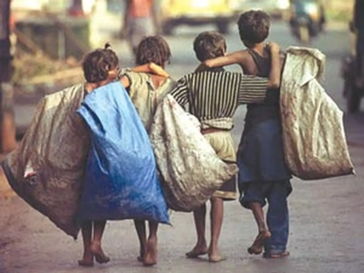 دولت و مجلس کودکان خیابانی را دریابند