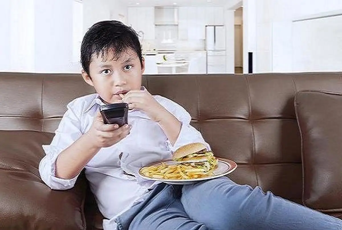 شیوع چاقی از سنین کودکی در حال افزایش است
