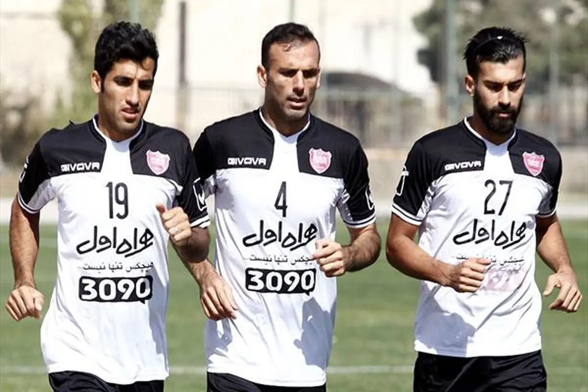 سلفی ملی پوشان در تمرین تیم فوتبال پرسپولیس/ عکس