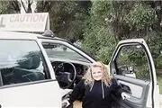 این بیماری نادر سبب شده که استخوان هایم با هر عطسه بشکند+ عکس