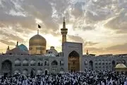 شاعر آئینی پیشکسوت در حرم مطهر رضوی آرام گرفت