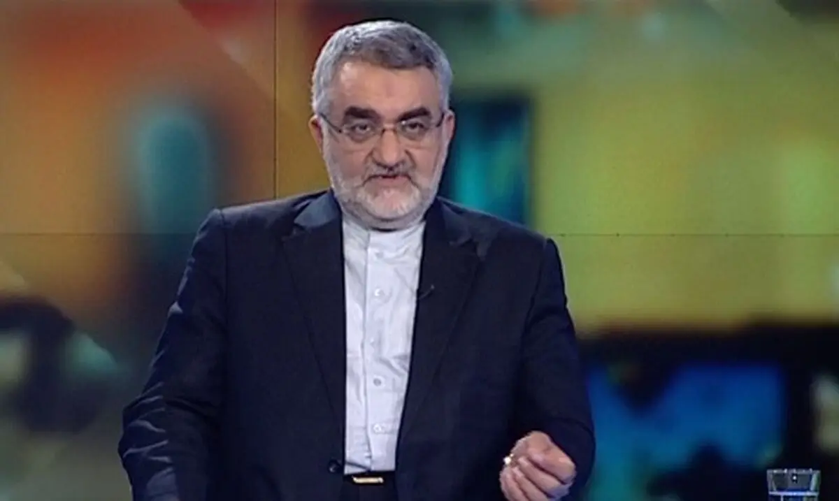 اخراج مستشاران آمریکایی از ایران دستاورد انقلاب بود