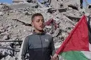 اهتزاز پرچم فلسطین بر ویرانه‌های غزه/فیلم