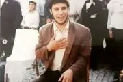 تصویری جالب از جواد عزتی در حین اجرای نمایش خیابانی