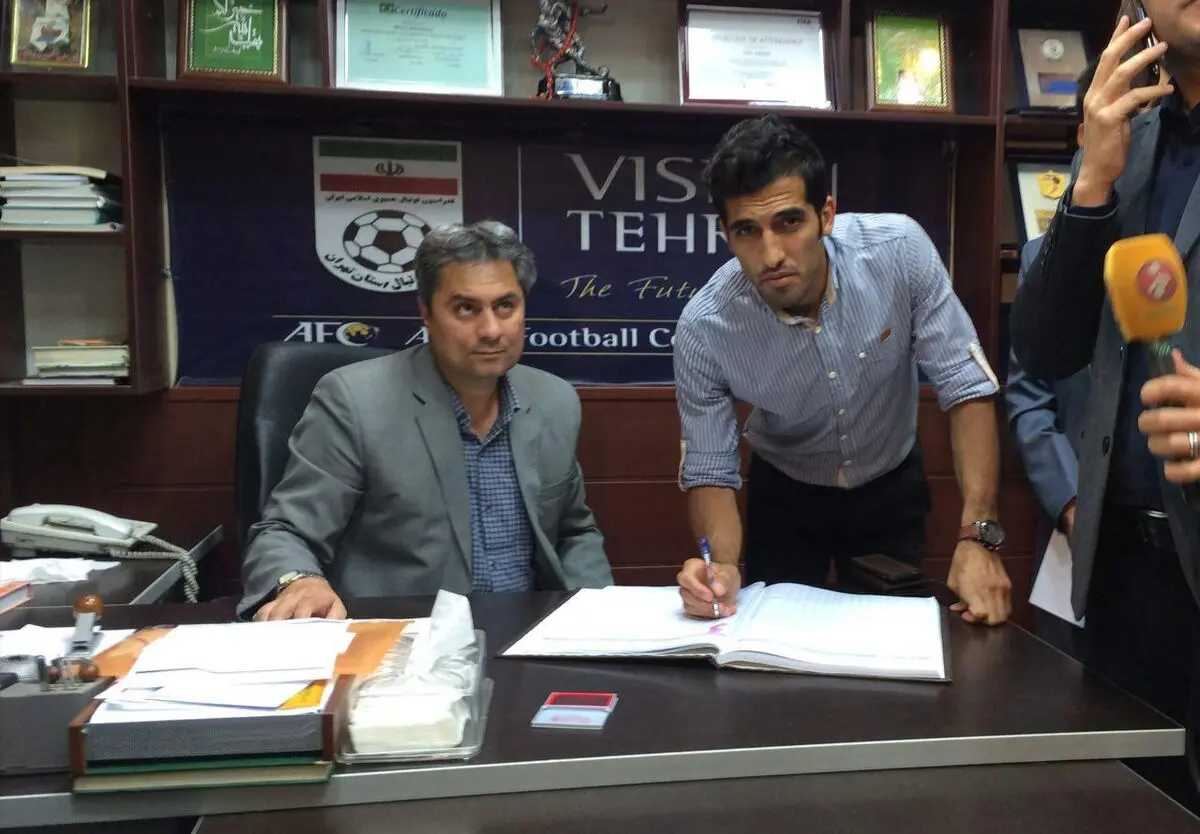 بحث من با استقلال مالی نبود به خاطر دلم پرسپولیس را ترجیح دادم