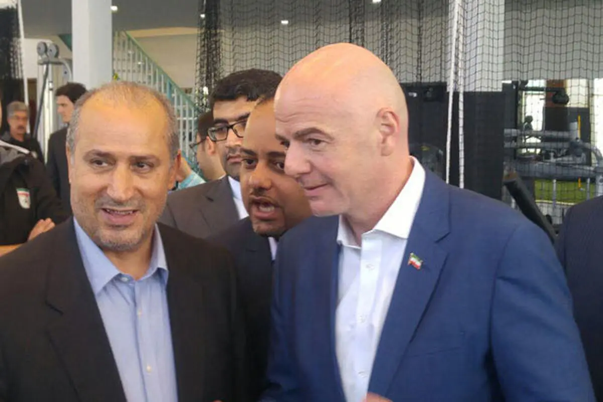 رئیس فیفا در ورزشگاه آزادی