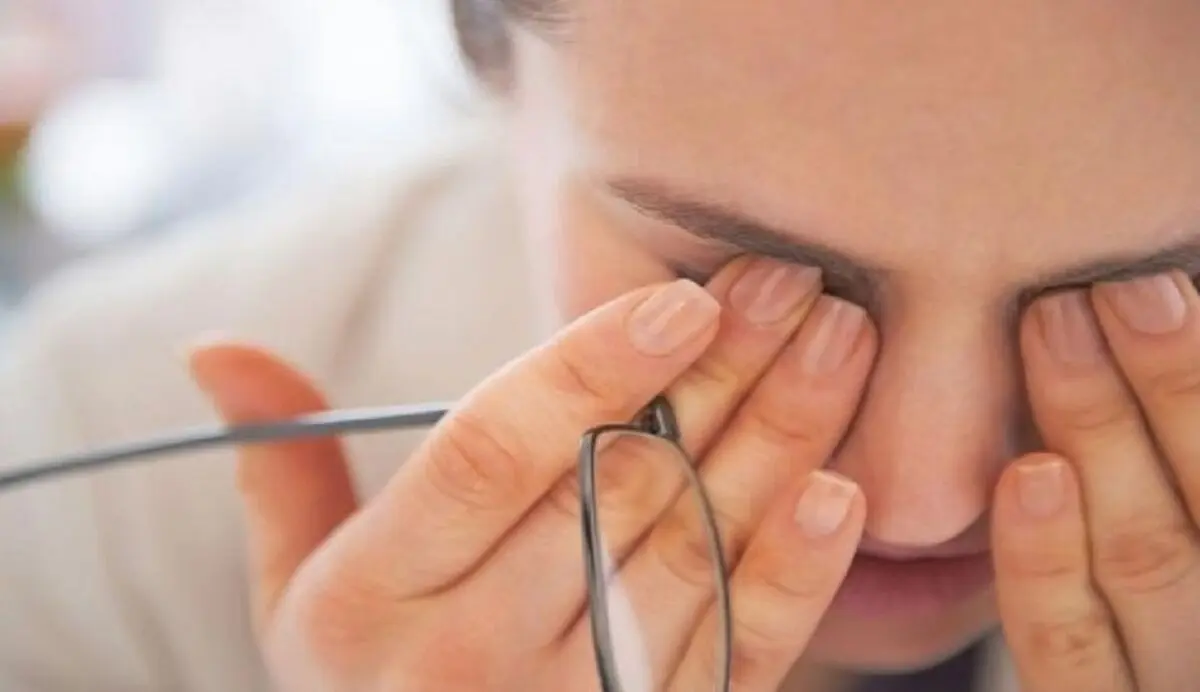 تاثیرات سوء کم خوابی بر قرنیه چشم
