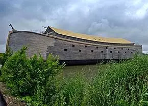 یک هلندی کشتی نوح ساخت