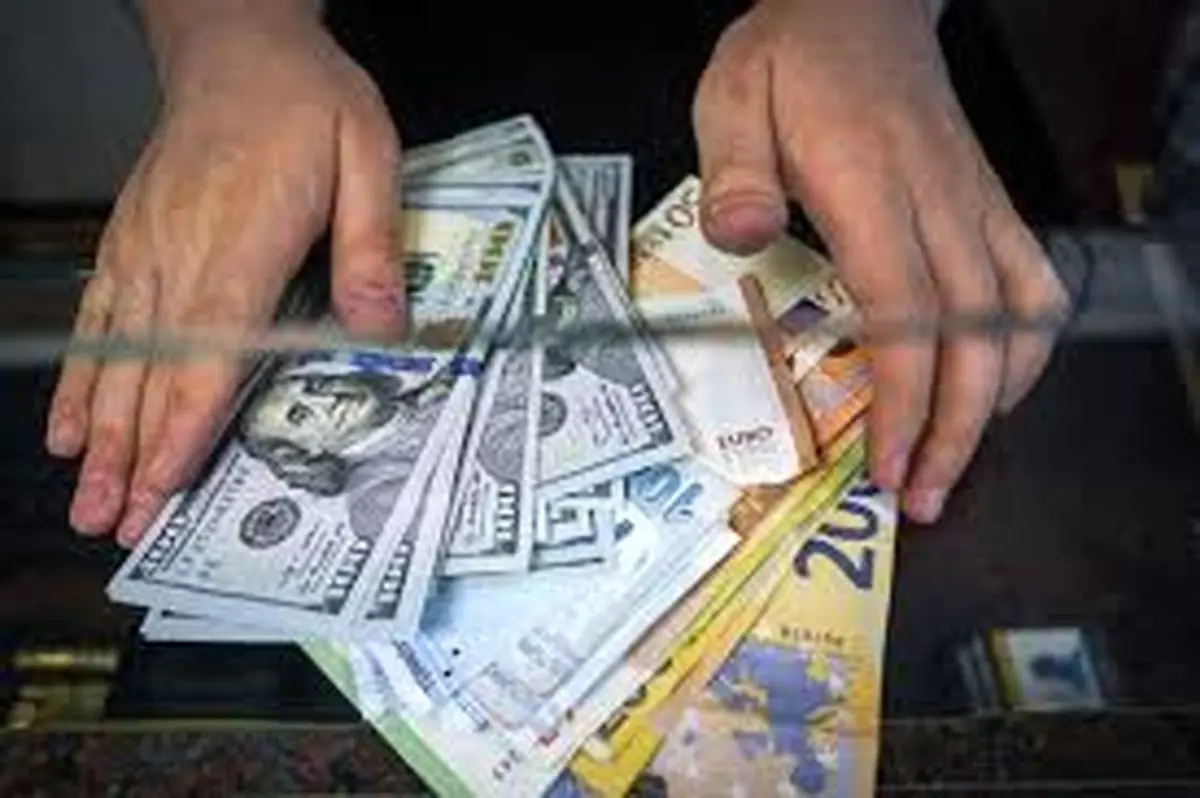 مذاکرات ایران و آمریکا؛ دلار بخریم یا نه؟