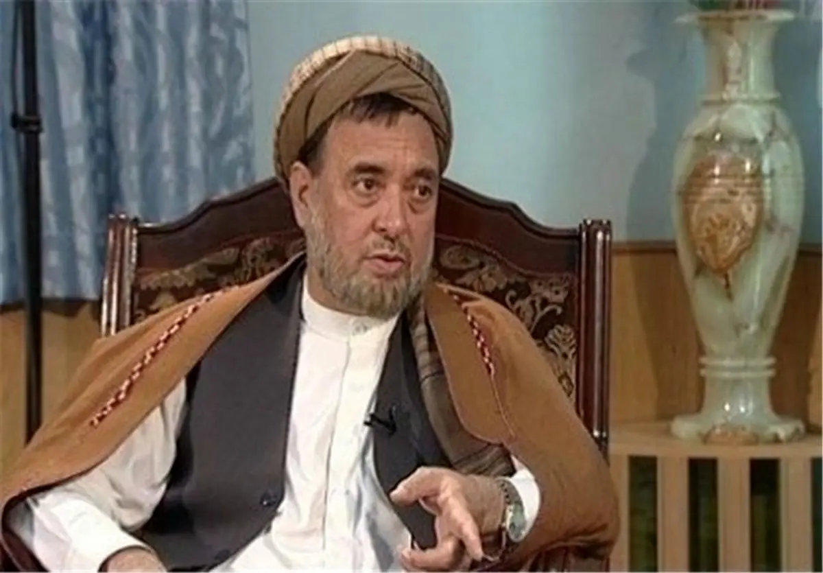 انتقاد محمد محقق از سیاست رهبری حکومت افغانستان