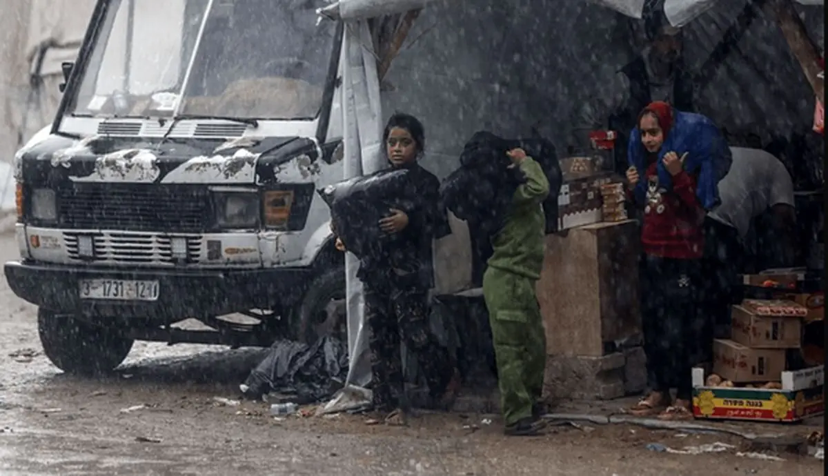 سرمای مرگبار بر پیکر زخمی غزه