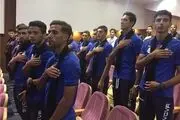 غیبت تاج و گاف مجری برنامه