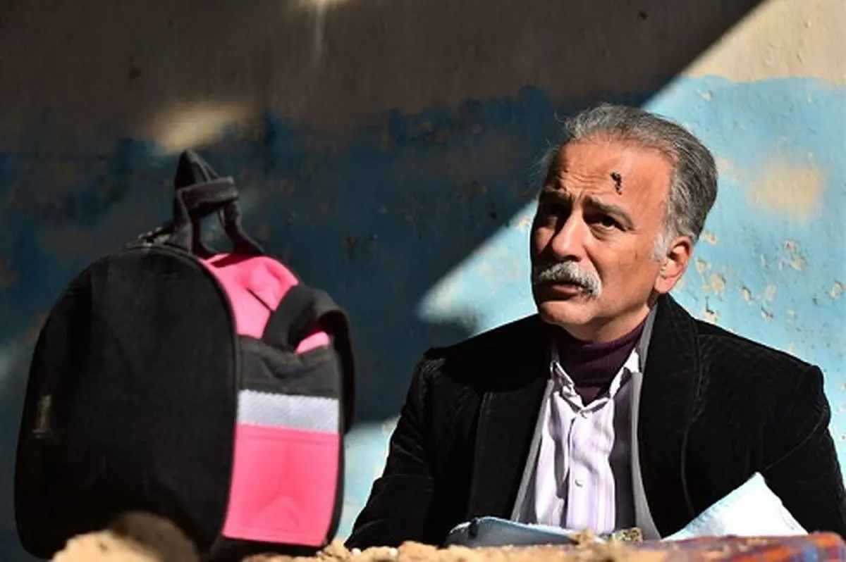 عکسی خاص روی تیشرت بازیگر «نون.خ»/ عکس