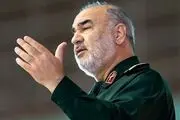فرمانده سپاه: آمریکا فروپاشیده است 