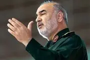 فرمانده سپاه: آمریکا فروپاشیده است 