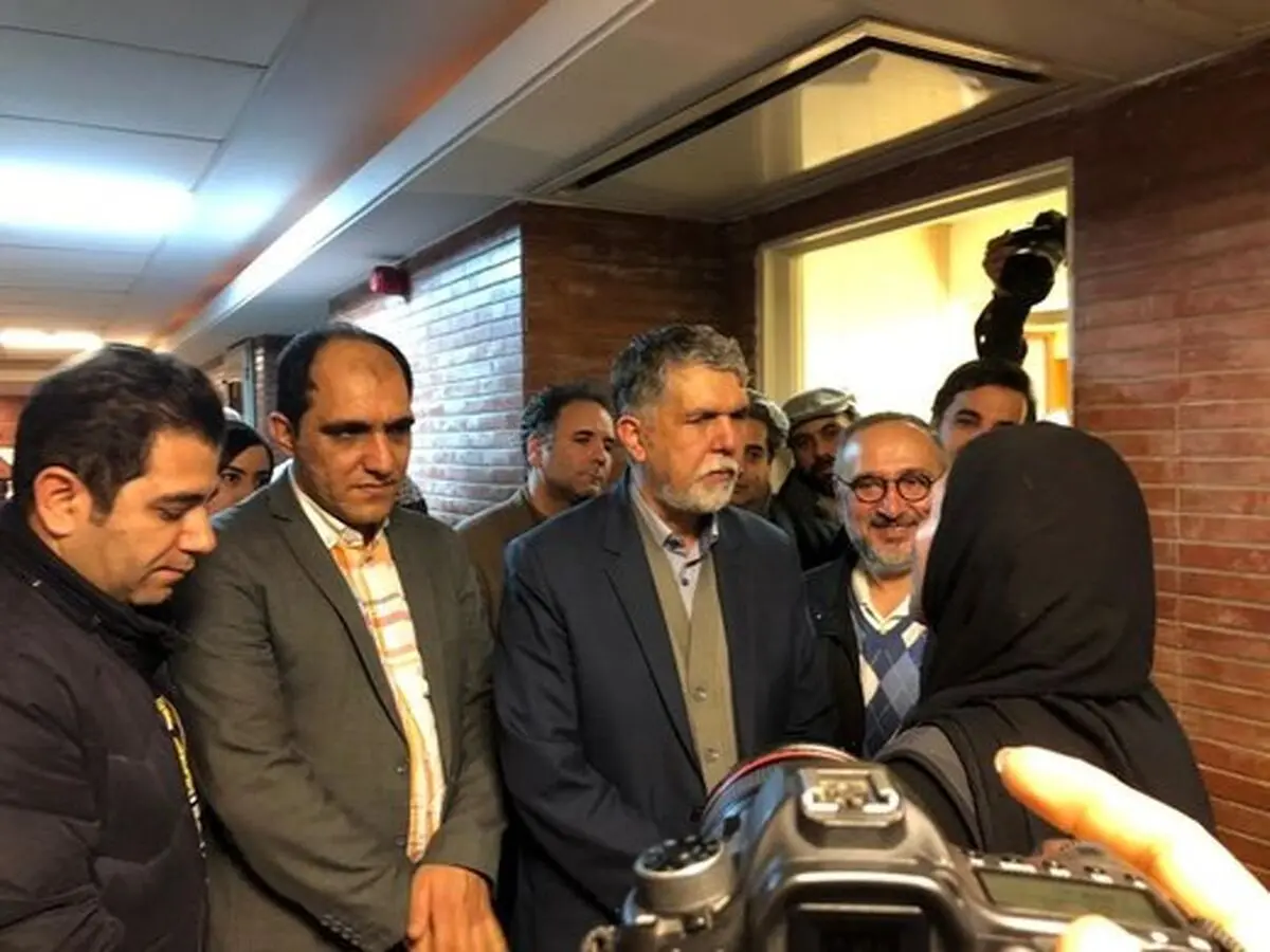 آقای وزیر  به تماشای نمایش «فاطمه معتمدآریا» نشست