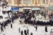 آغاز ماه رمضان، گرانی گوشت و صف طولانی مردم
