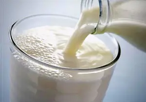 ایرانیان چقدر نوشابه و چقدر شیر می‌نوشند؟