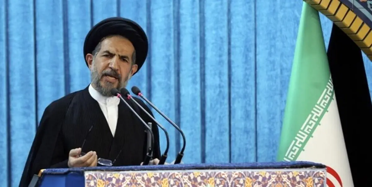 انقلاب اسلامی هویت خود را از مدرسه عاشورا دارد