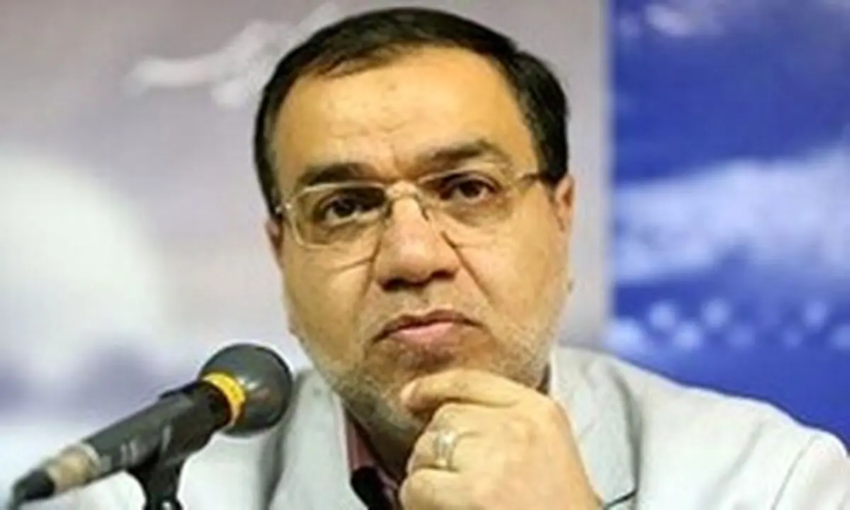 هشدار عضو دفتر نشر آثار رهبری درباره دو قطبی‌سازی‌ها در حوزه حجاب و رفراندوم

