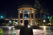 «حافظ» درخشان‌ترین ستاره فرهنگ فارسی است