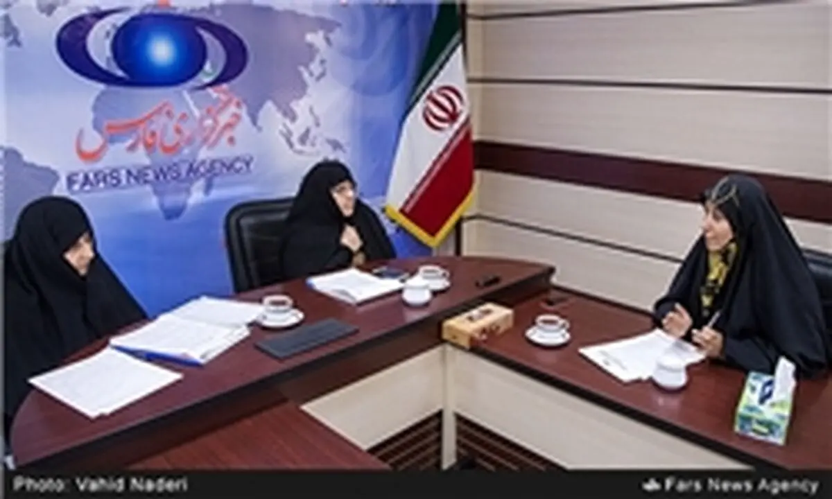 بررسی عملکرد معاونت امور زنان و خانواده ریاست جمهوری طی سه سال اخیر در میزگرد «سیاست‌‌های کلی خانواده از ابلاغ تا اجرا»