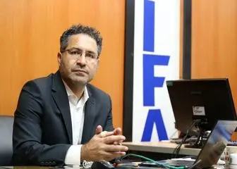 چرا مجری "فوتبال برتر" کمیته انضباطی را تهدید می‌کند؟