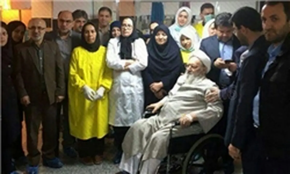 آیت الله حسن زاده آملی از بیمارستان مرخص شد